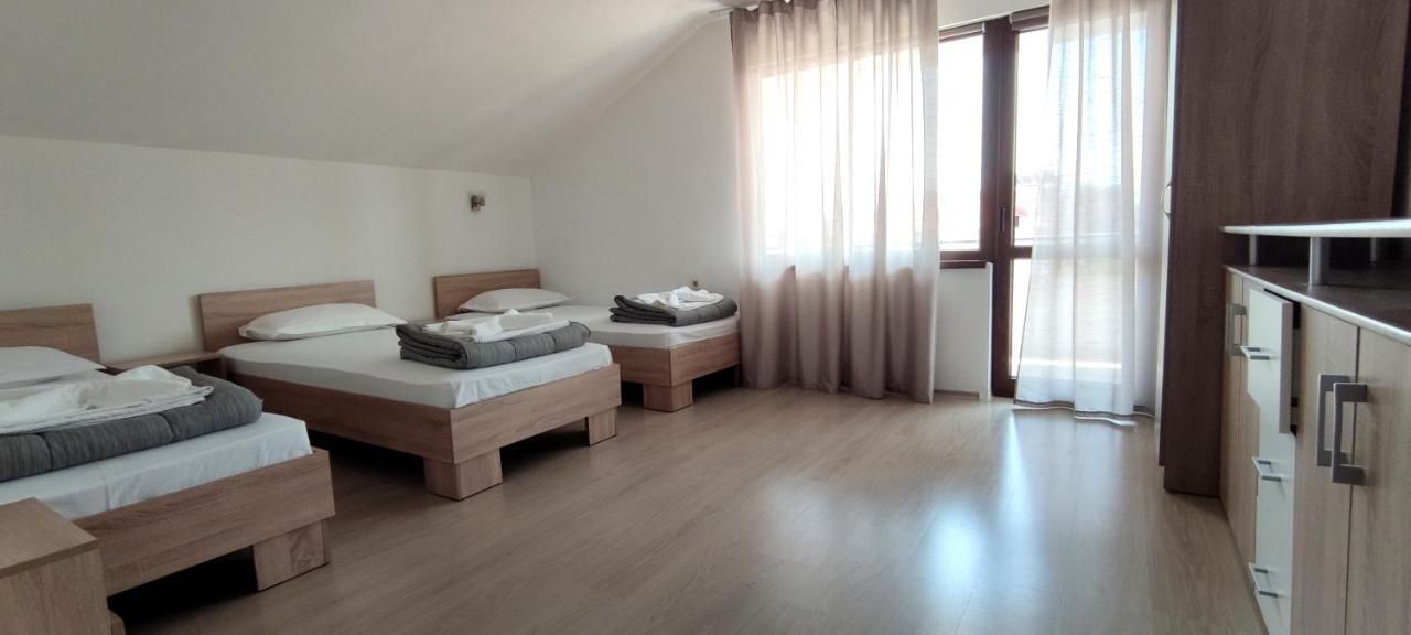צ'רנומורץ Yanevi Apartments מראה חיצוני תמונה
