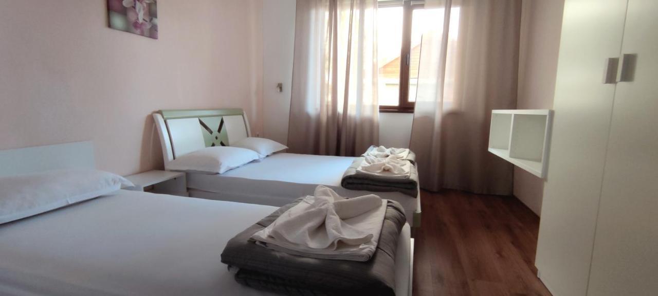 צ'רנומורץ Yanevi Apartments מראה חיצוני תמונה